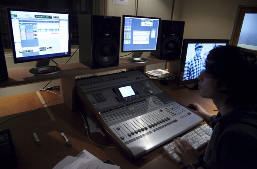Les EPS 2013 - 2ème année BTS Audiovisuel Les EPS 2013 - 2ème année BTS Audiovisuel