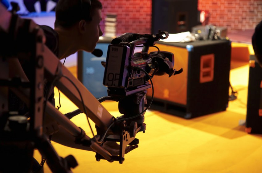 Les EPS 2013 - 2ème année BTS Audiovisuel Les EPS 2013 - 2ème année BTS Audiovisuel