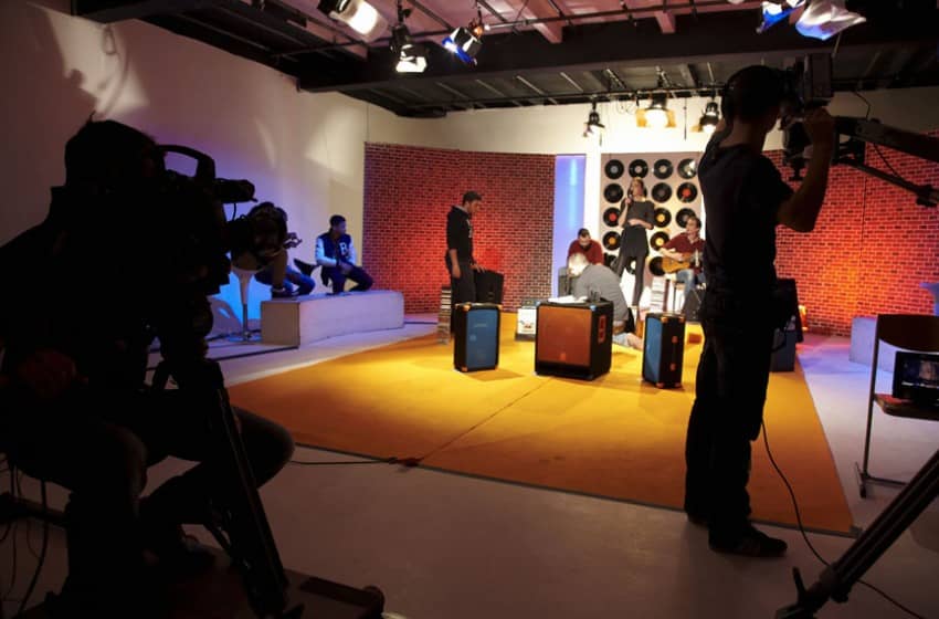 Les EPS 2013 - 2ème année BTS Audiovisuel Les EPS 2013 - 2ème année BTS Audiovisuel