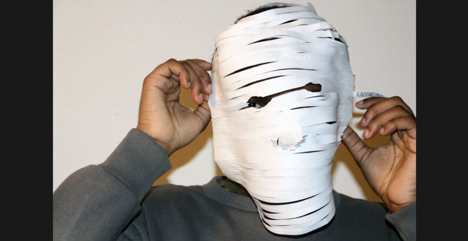 LES ÉTUDIANTS DE 1ÈRE ANNÉE BTS DESIGN GRAPHIQUE CRÉENT DES MASQUES MONSTRUEUX LES ÉTUDIANTS DE 1ÈRE ANNÉE BTS DESIGN GRAPHIQUE CRÉENT DES MASQUES MONSTRUEUX